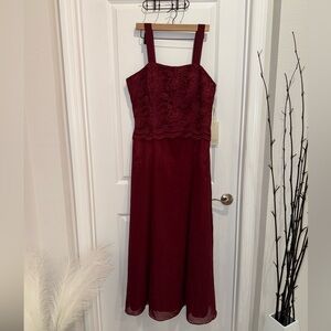 NWT Elegant Burgundy Lace Wedding Dress Size 16